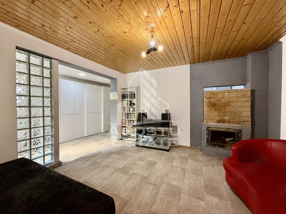 Casa individuala, 3 camere, teren 354mp, zona Crisan Casa individuala, 3 camere, teren 354mp, zona Crisan