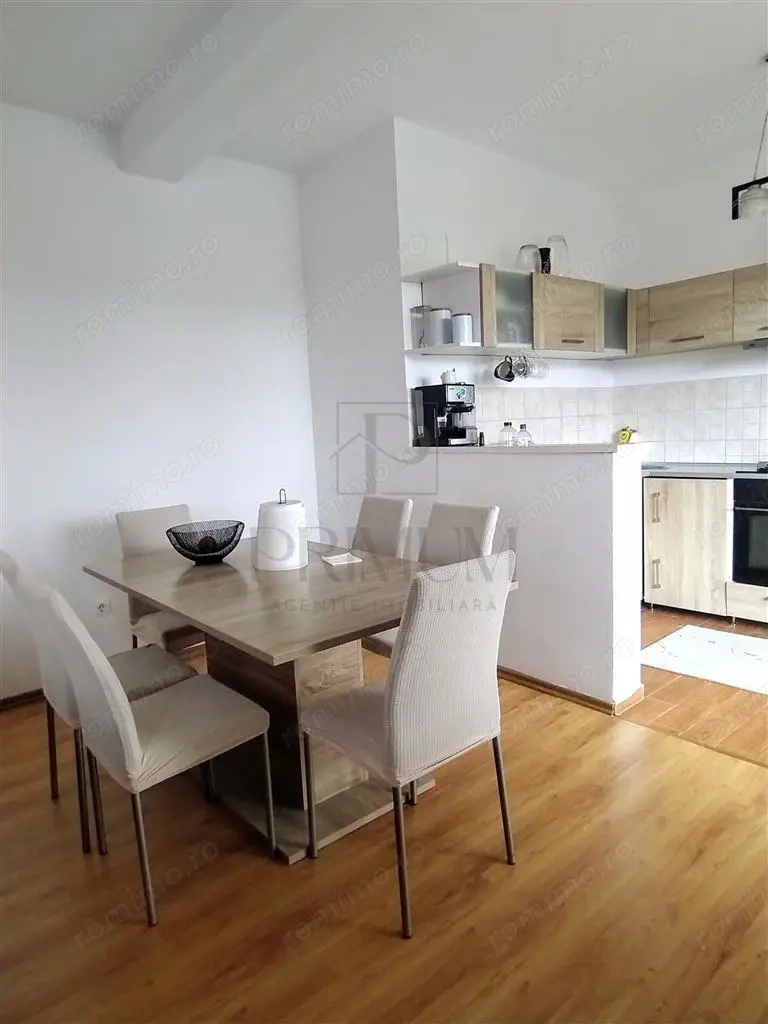 Sanandrei - Apartament 3 camere - doua balcoane - curte - foisor - beci