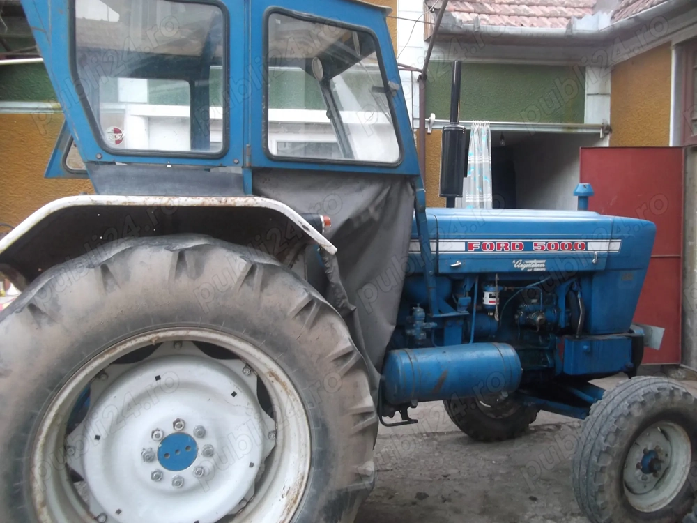 Tractor FORD 5000