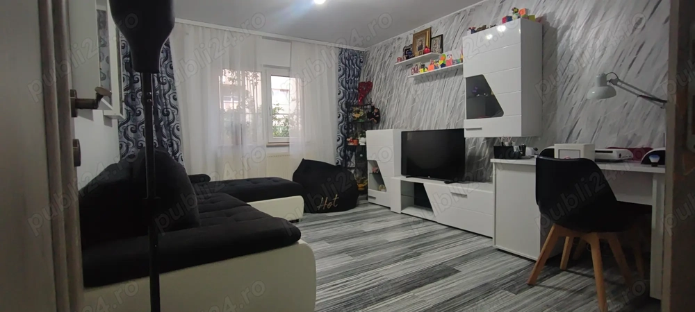 Apartament 3 camere Uzina 2  81 mp