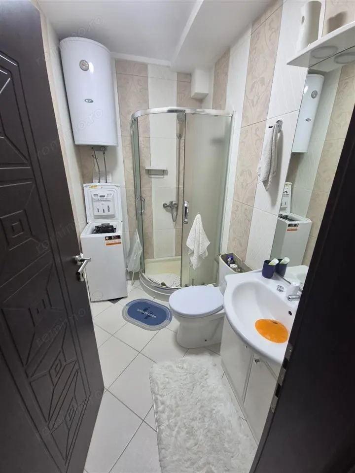 Vanzare apartament de doua camere  zona Militari