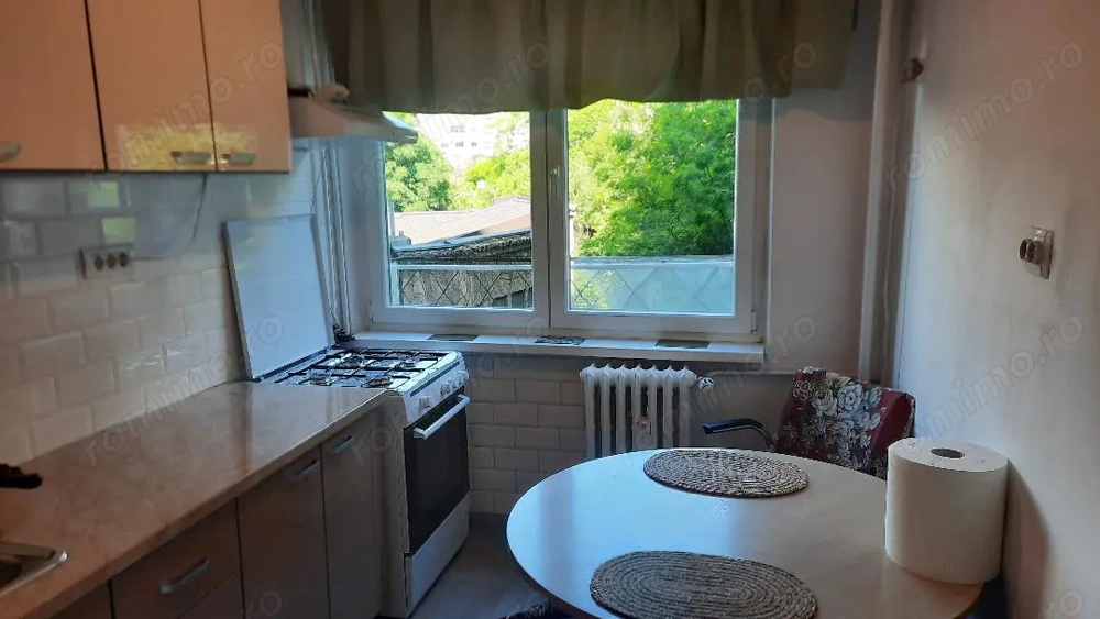 Tineretului parc metrou nou 