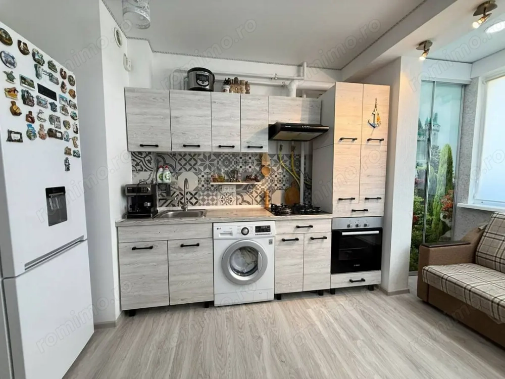 Vanzare garsoniera tip studio zona Lujerului