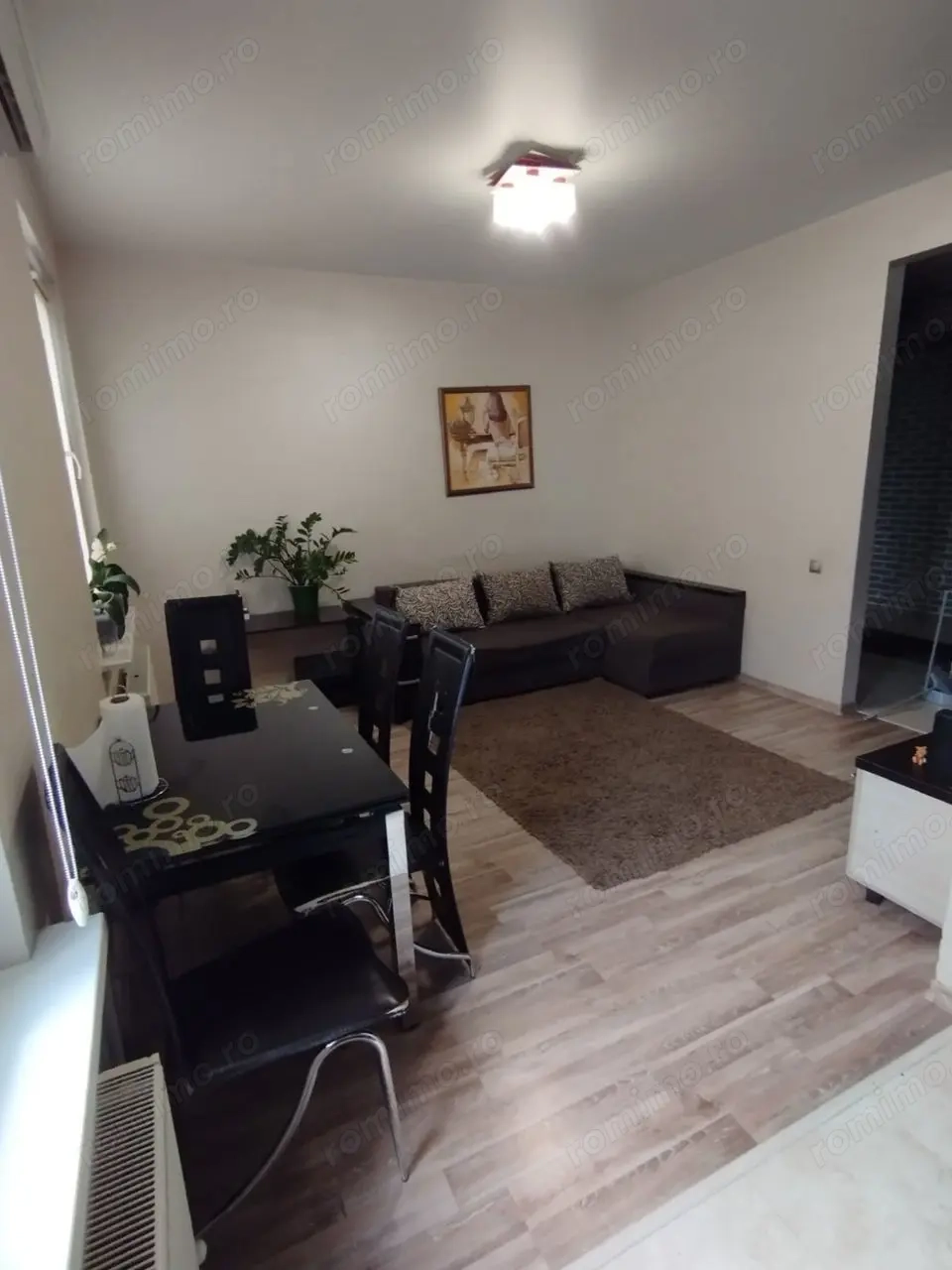 Vanzare garsoniera zona Gorjului