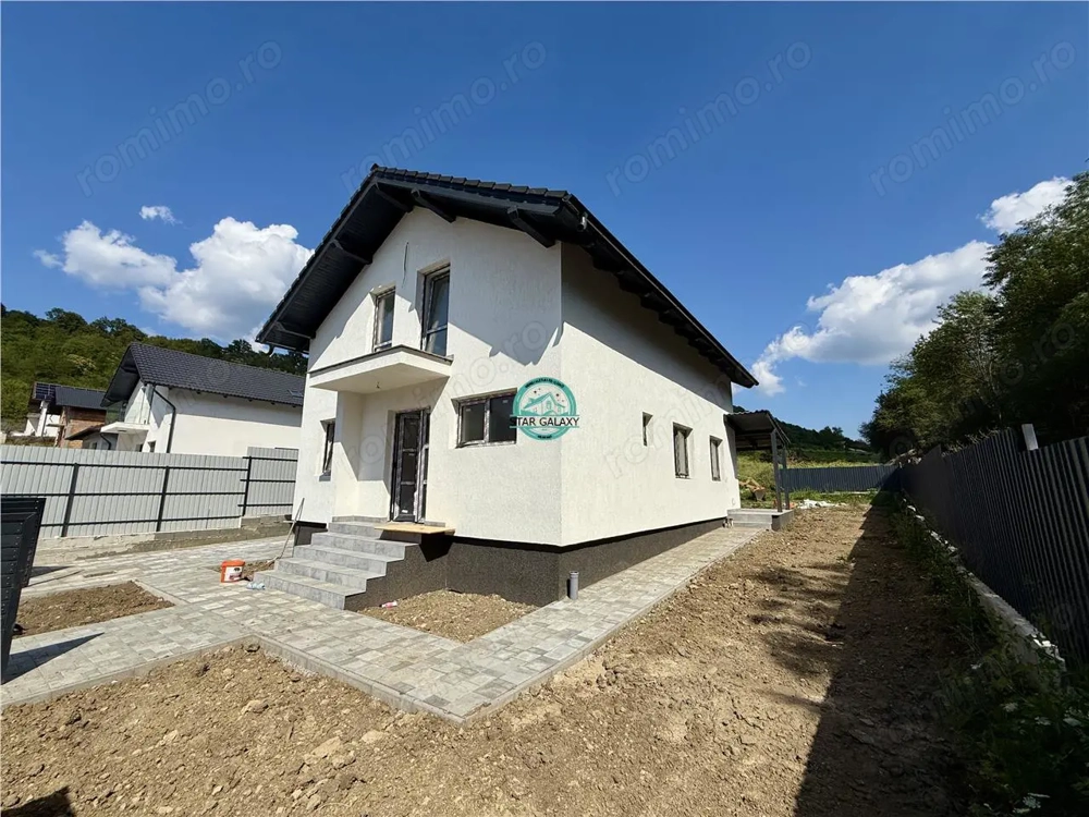 Casa noua cu 5 camere de vanzare semifinisata, teren 500 mp in Corunca