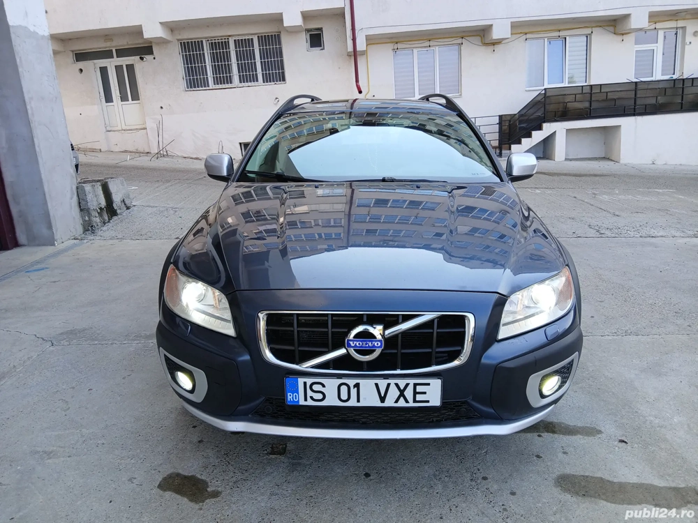 volvo xc70 an 2010 4X4  volvo xc70 an 2010 4X4