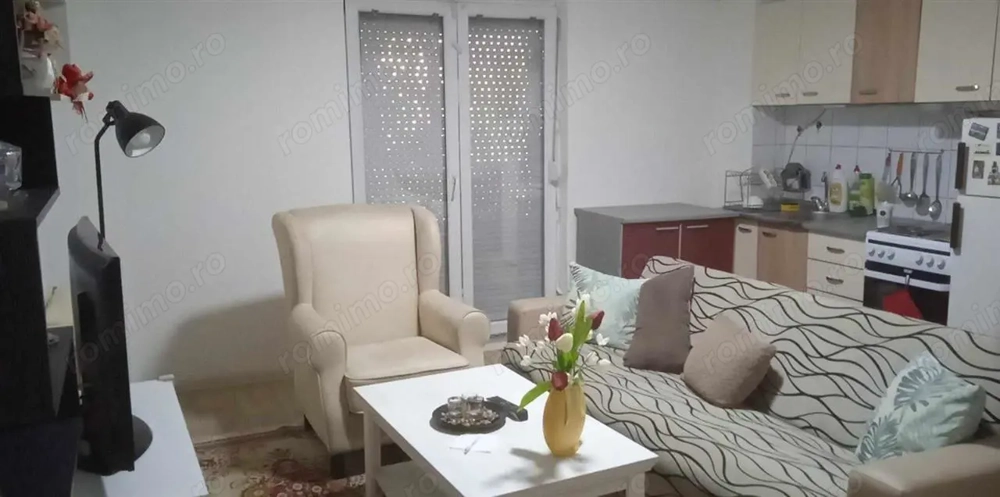 Vanzare garsoniera in zona Sebastian