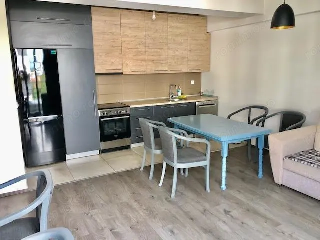 Vanzare  apartament de doua camere zona Giulesti