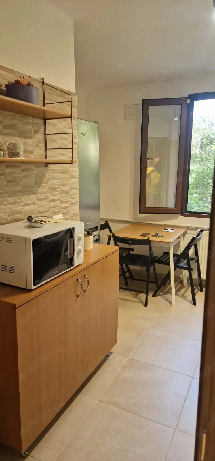 Vanzare apartament 3 camere