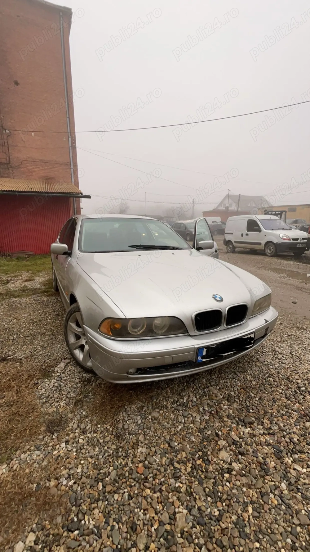 Dezmembrez bmw e39 2.0d 136cp