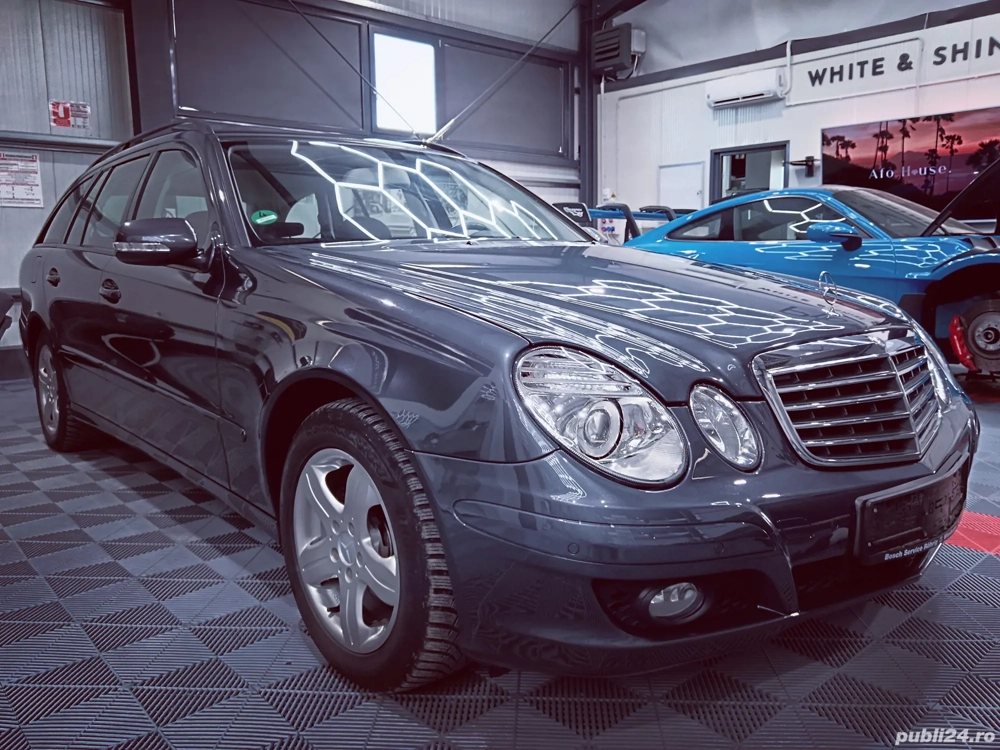 Mercedes E200 CDI. Mercedes E200 CDI.