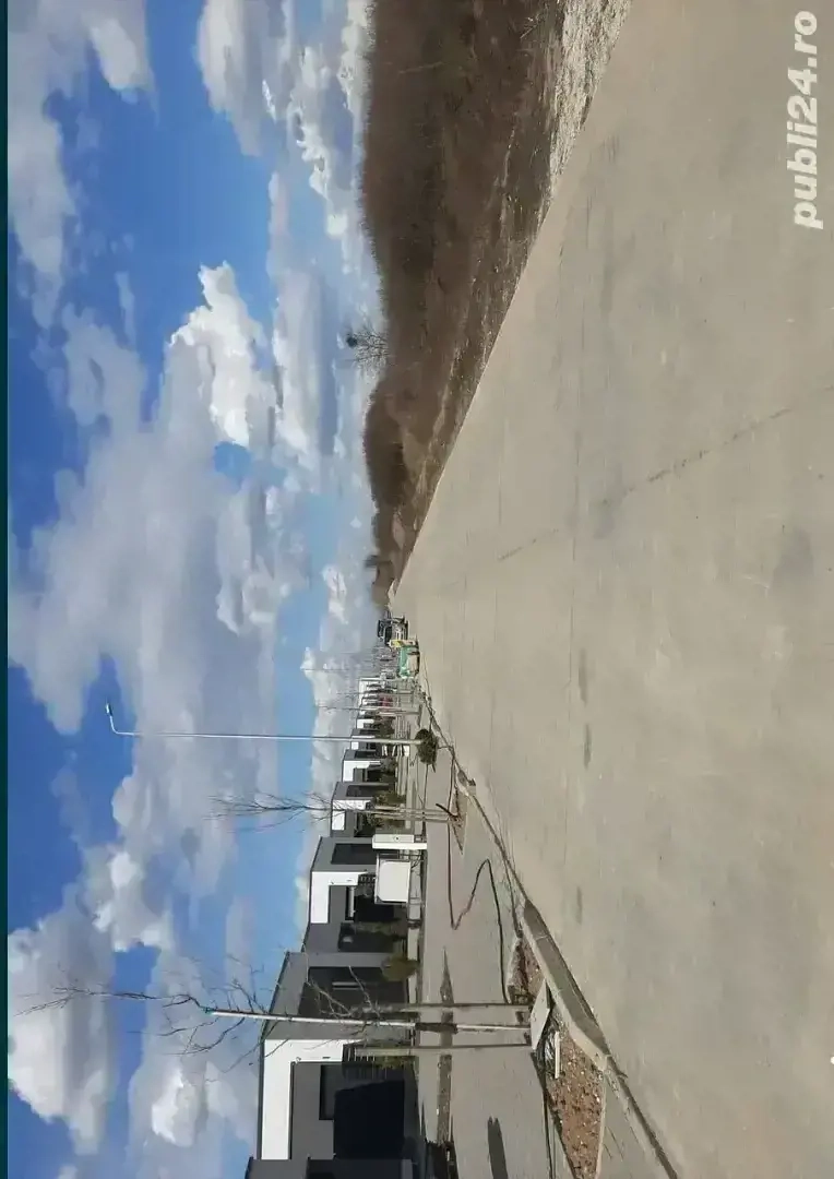 Vând parcela teren str. Birda