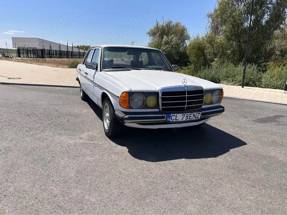 Mercedez Benz W123 - Cobra 200D - 1978