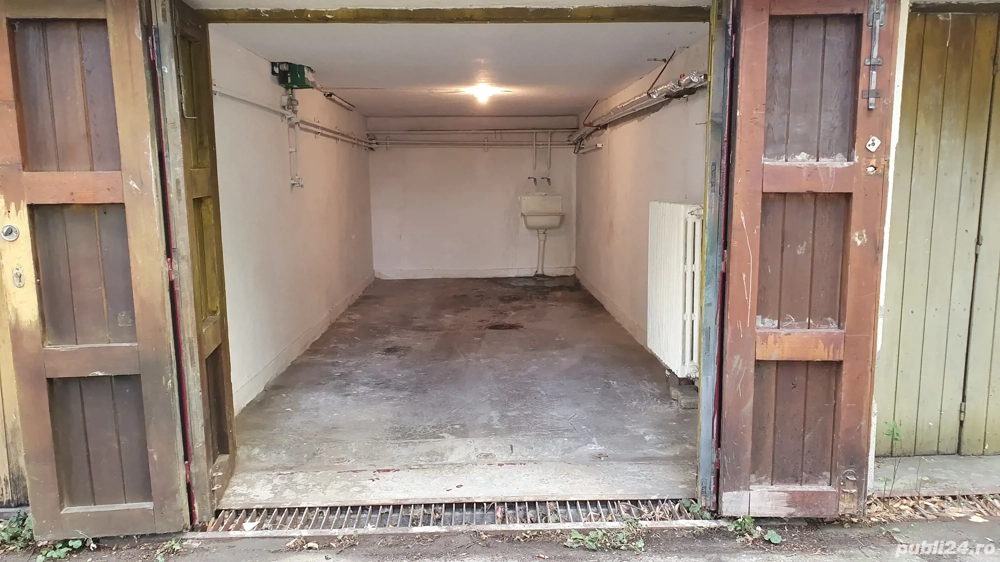 Garaj incalzit ultracentral exclusivist 