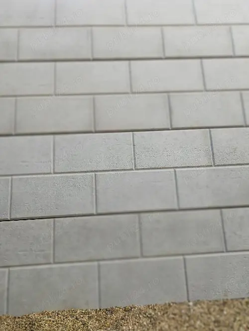 placi de gard din beton