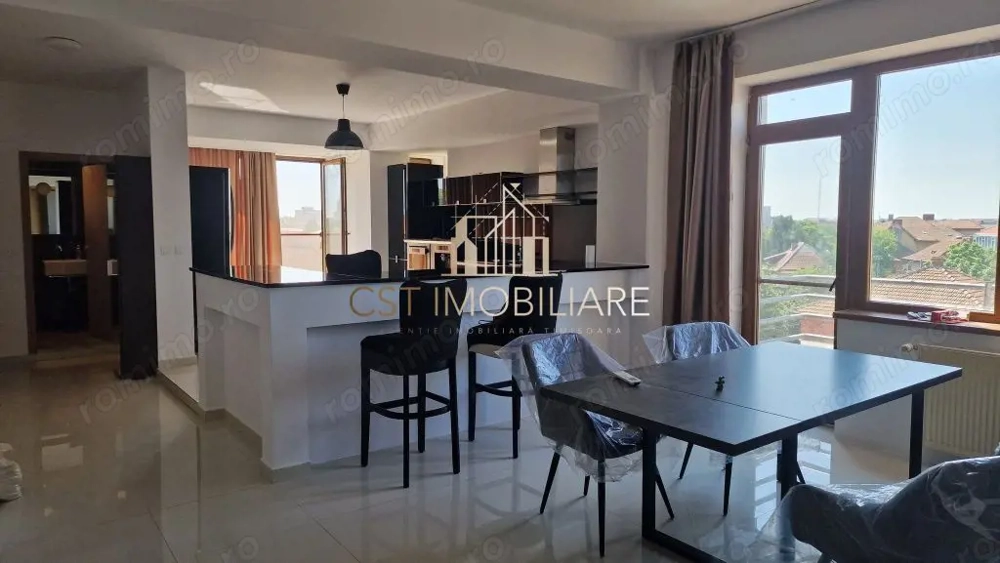 Penthouse 3 camere cu terasa 40 mp, zona semicentrala