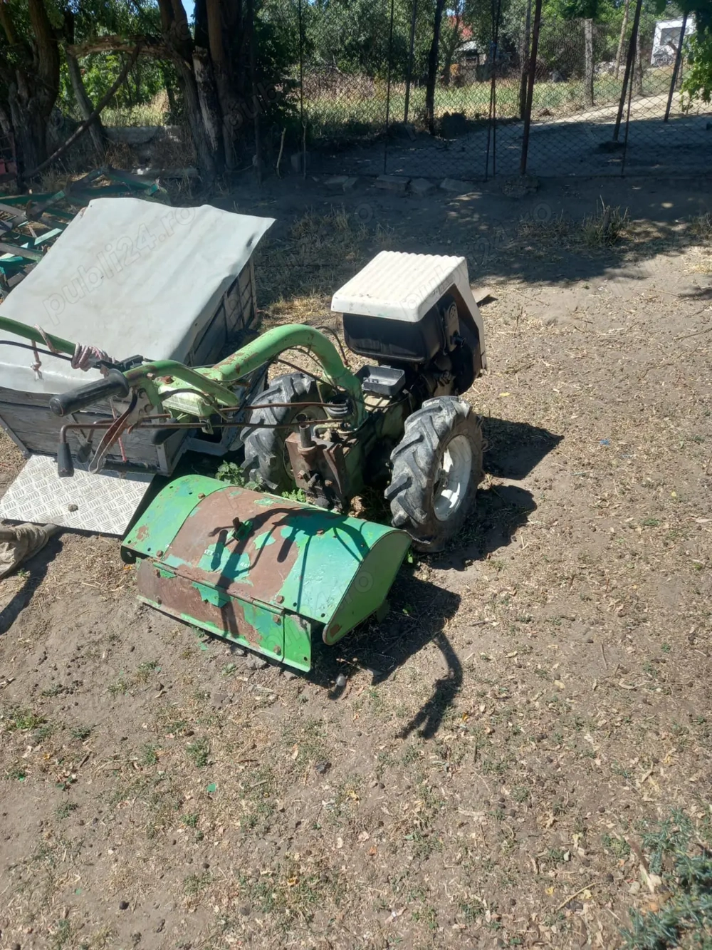 Vând tractor și freză Diesel