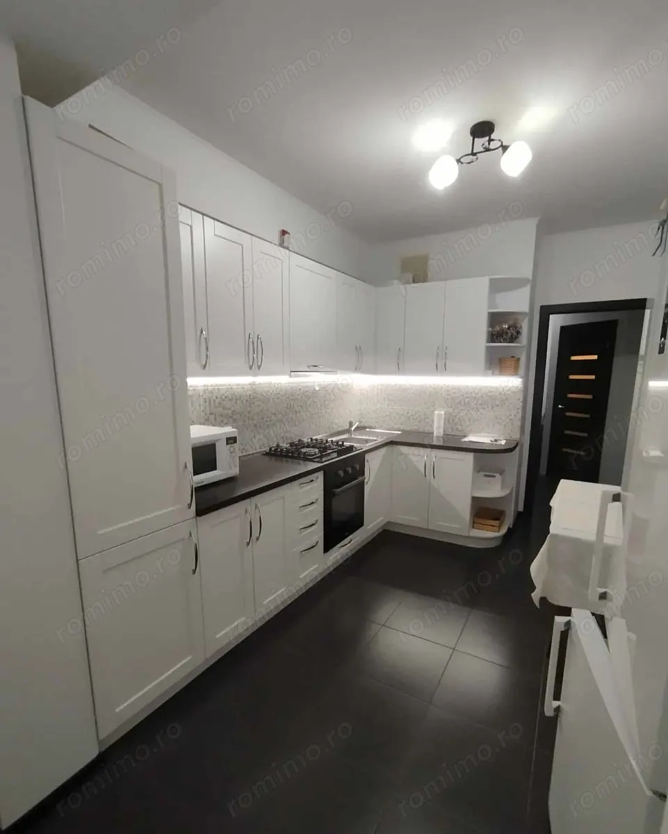 Apartament cu 2 camere de vanzare in zona Militari