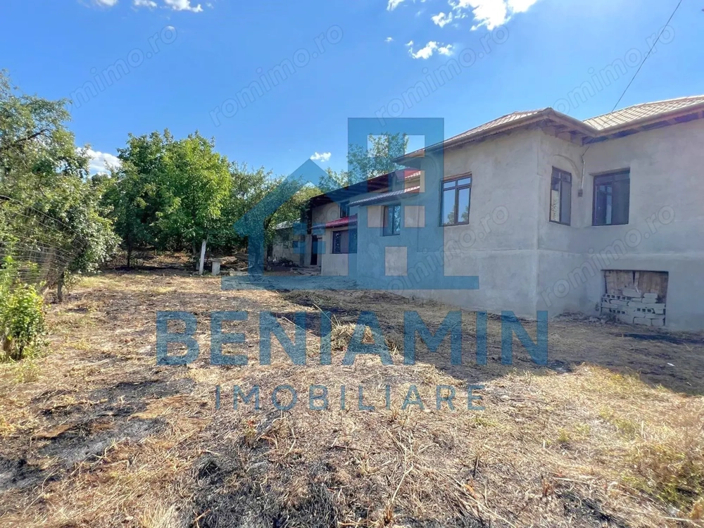 Casa La tara-Renovata partial -Teren 1000mp-Dolj -Rate -Disponibila