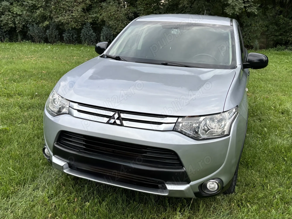 Mitsubishi Outlander 2015 , 4x4 , 2.2 diesel