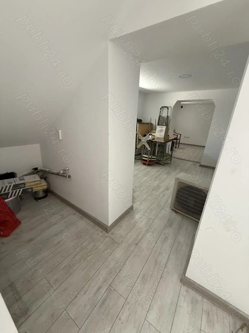 Proprietar, inchiriez spatiu