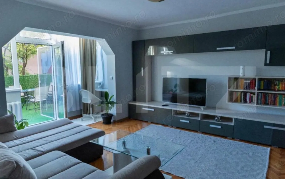 Apartament de inchiriat, cu 3 camere, terasa 20mp + garaj, Complexul Studentesc