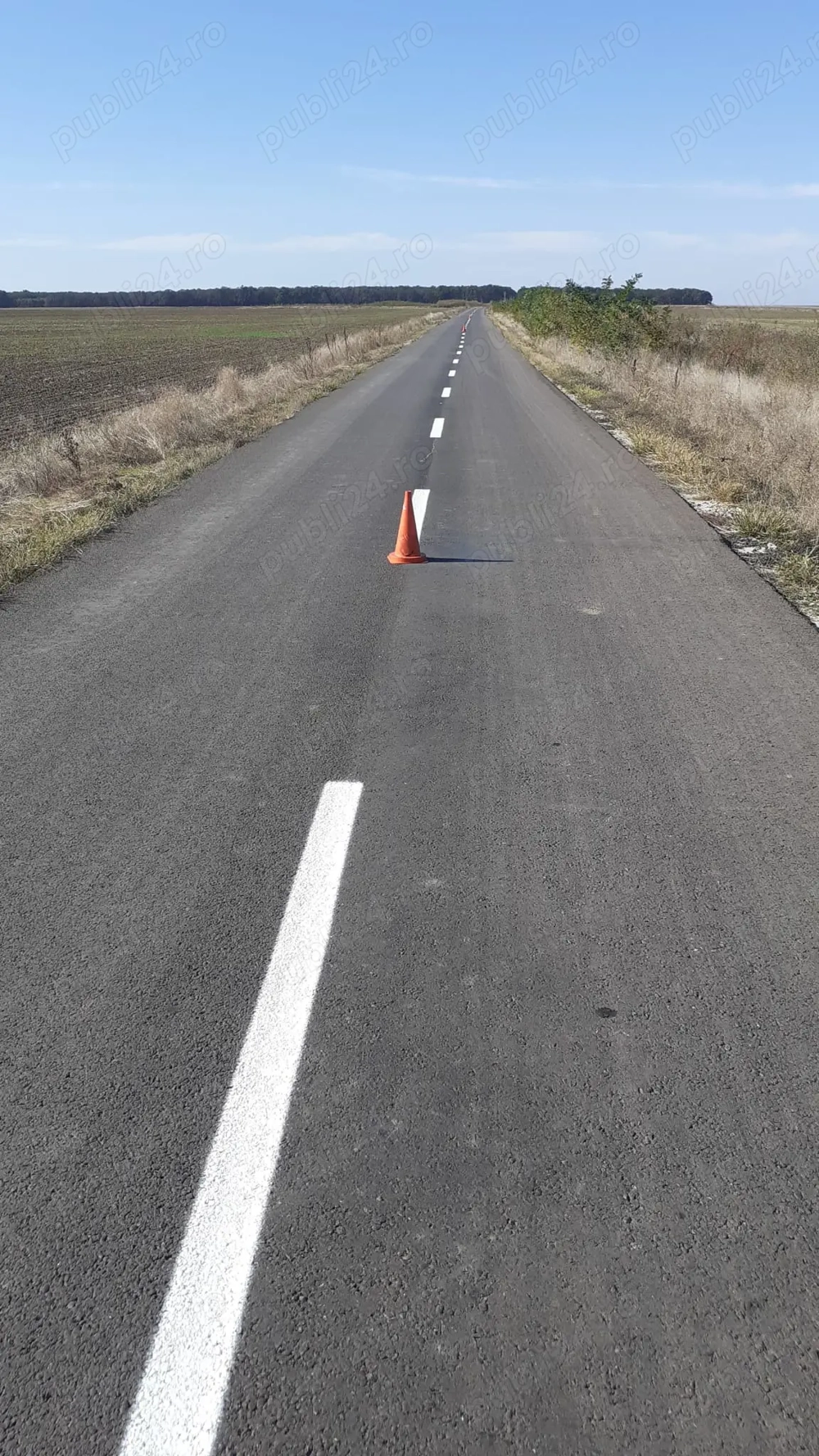 Efectuez servicii marcaje rutiere