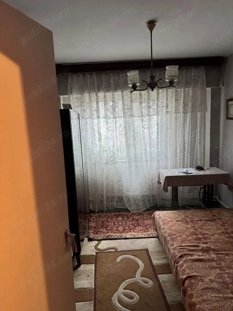 Cet - Apartament 3 camere 