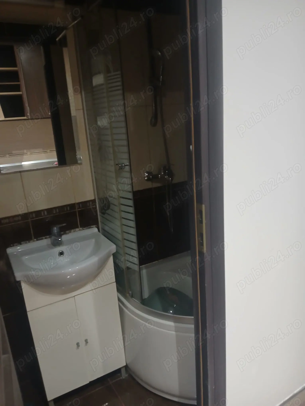 Apartament compus din 2 garsoniere