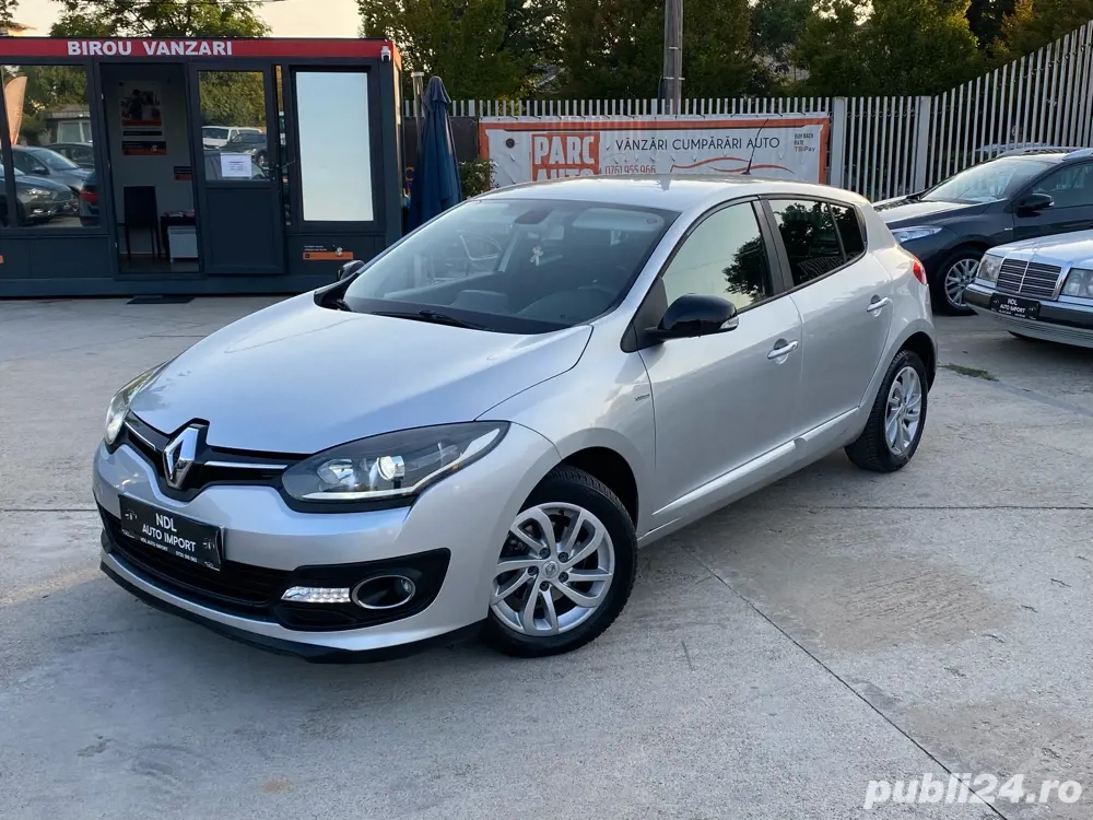 megane 3 2014 1.5 dci 110cai 6 trepte navigatie klima consum mic 4-5% new model  megane 3 2014 1.5 dci 110cai 6 trepte navigatie klima consum mic 4-5% new model