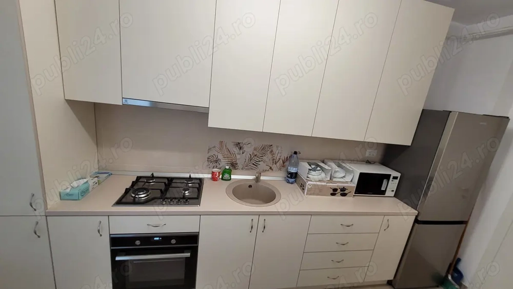 Inchiriez apartament 2 camere D, 54mp+18mp et.8 11, Unirea Towers, piața Nicolina