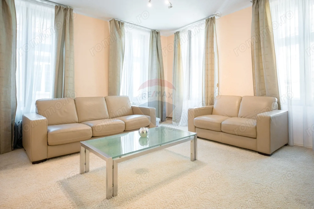 Apartament cu 2 camere de vânzare pe Michael Weiss în Centrul Istoric