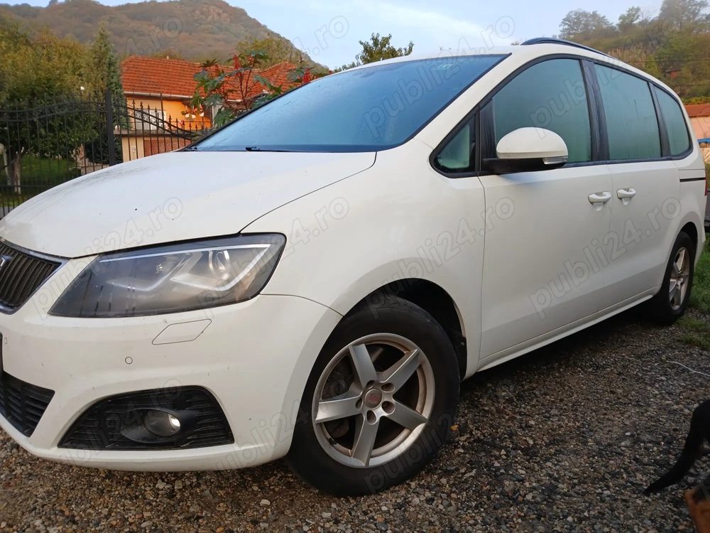 Vând Seat Alhambra 2.0 tdi 