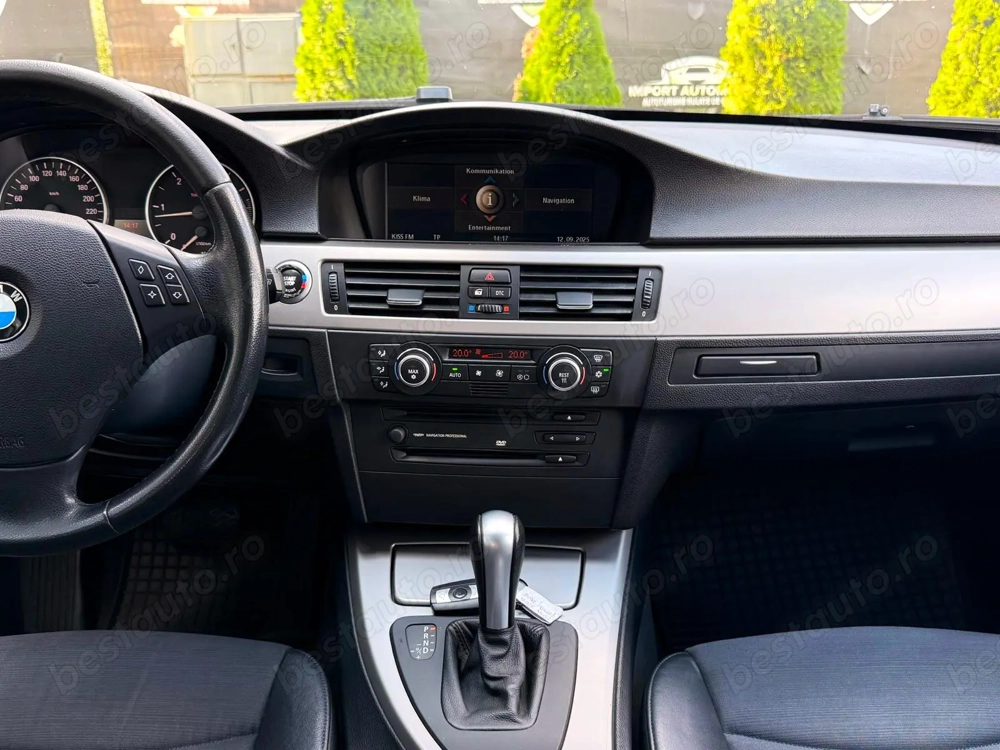 BMW Seria 3 320d DPF Touring Aut.