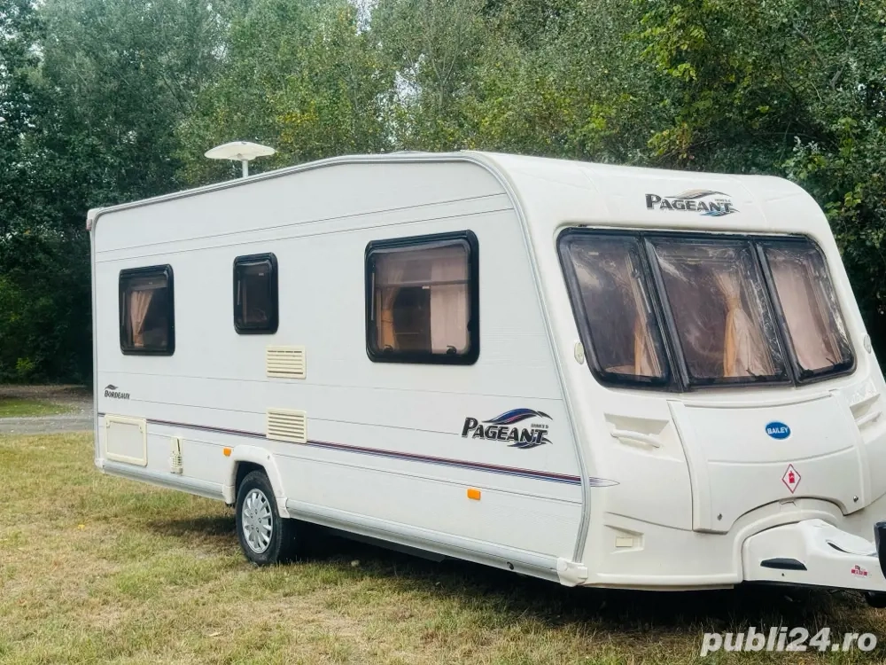 Vând Rulota Caravana Bailey Pageant Series 5 Pat fix Matrimonial Recent Înmatriculată În România