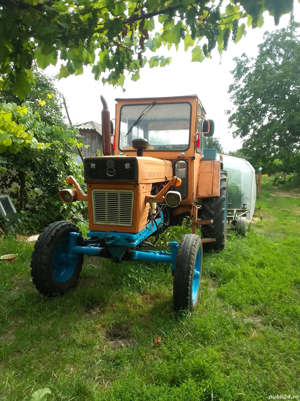 Tractor U650