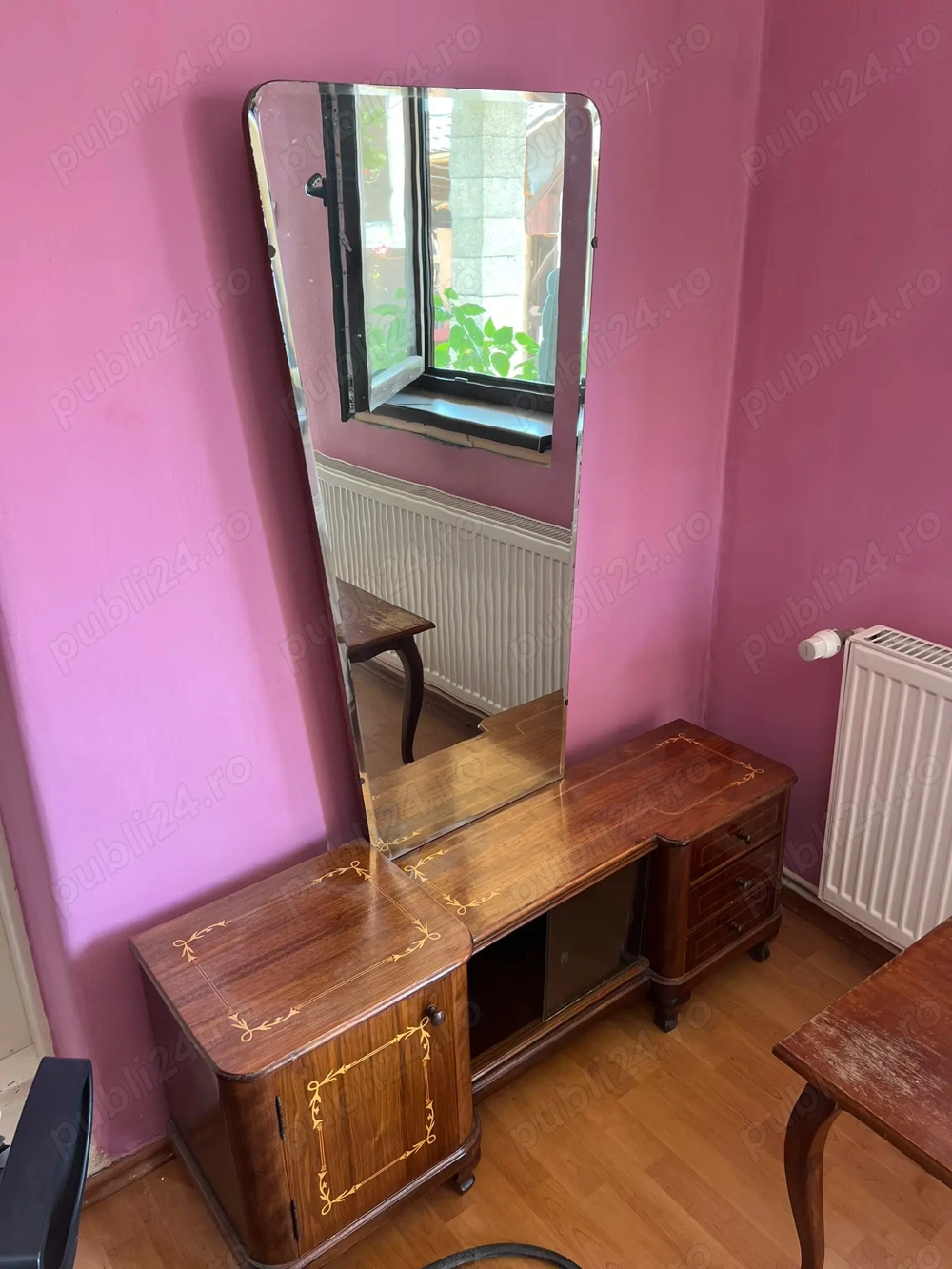Dulap cu oglindă 