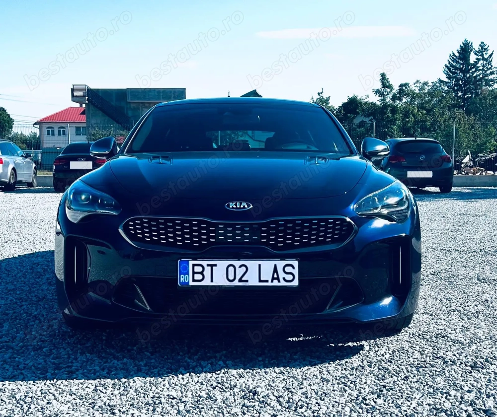 Kia Stinger GT   Performanță, full dotări, km reali 