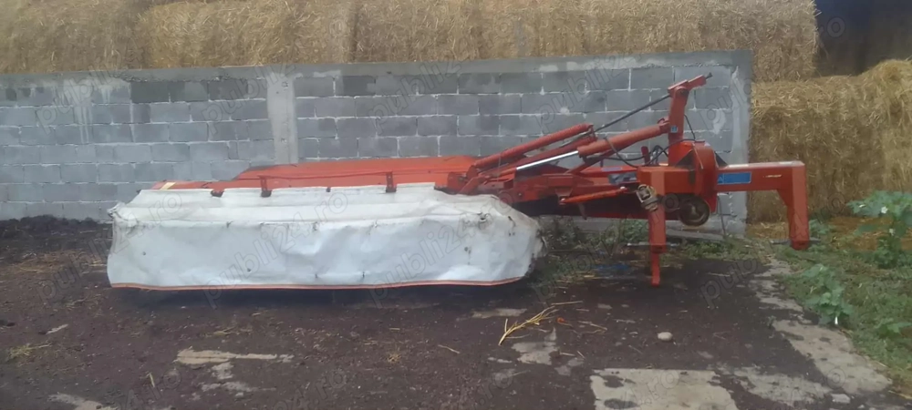 Cositoare Kuhn cu ravasitor