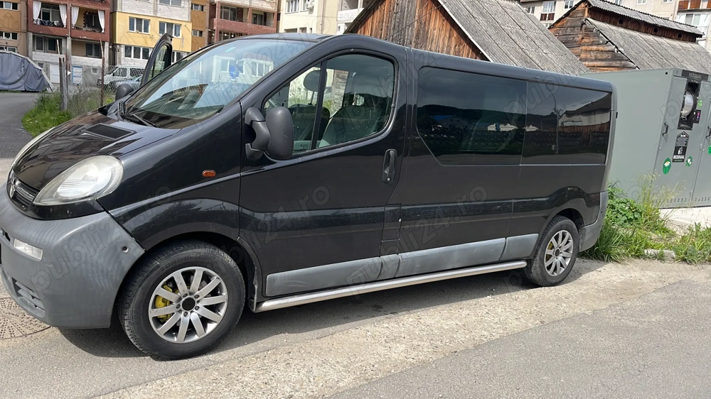 Opel Vivaro 5 locuri 