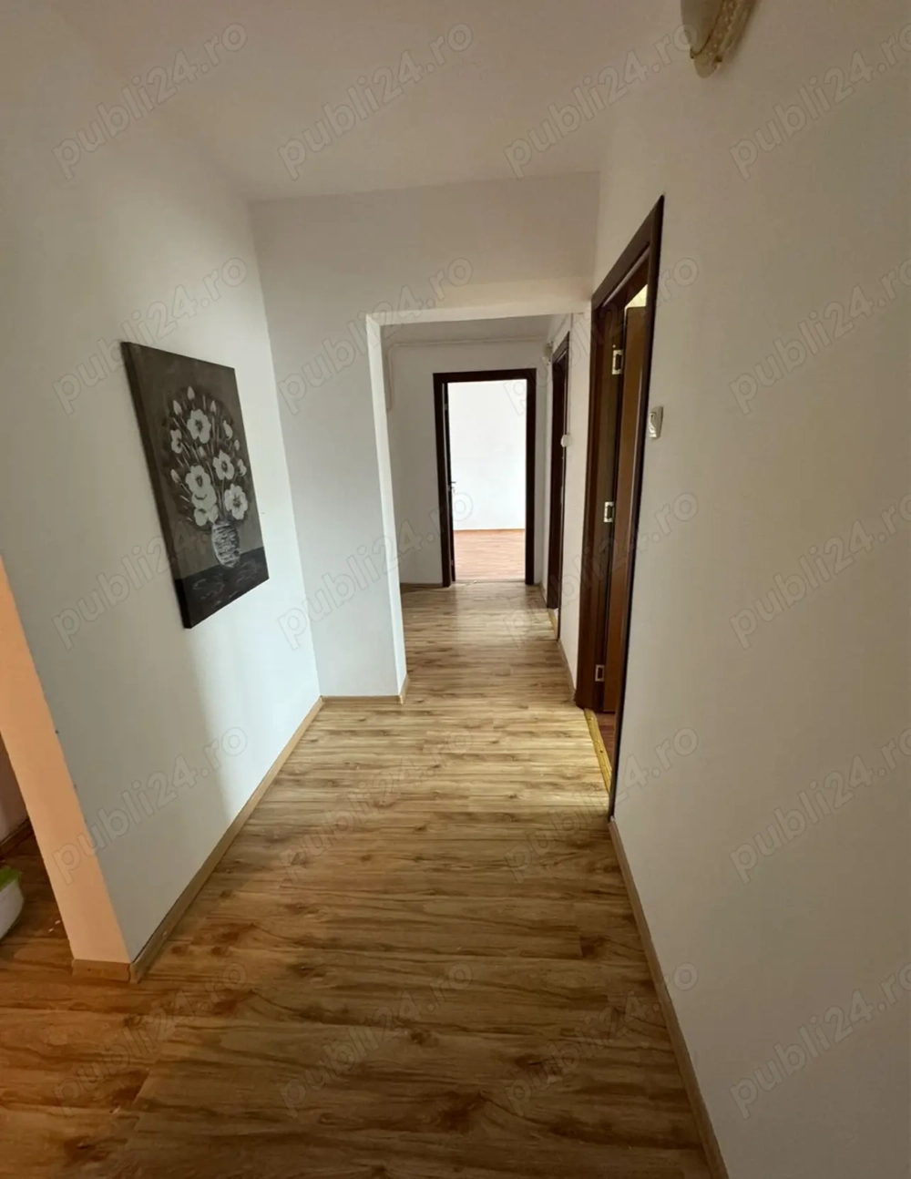 Vand Apartament cu 3 Camere in Tecuci - Gheorghe Petrascu