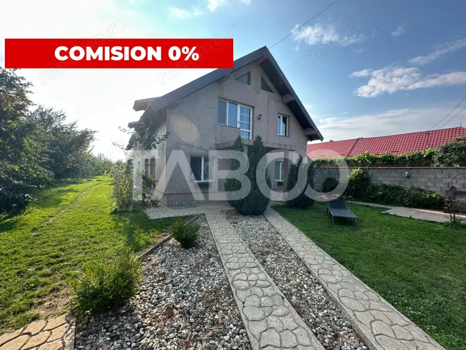 Casa noua 3 camere 300 mp anexe teren liber 1550 mp Margineni