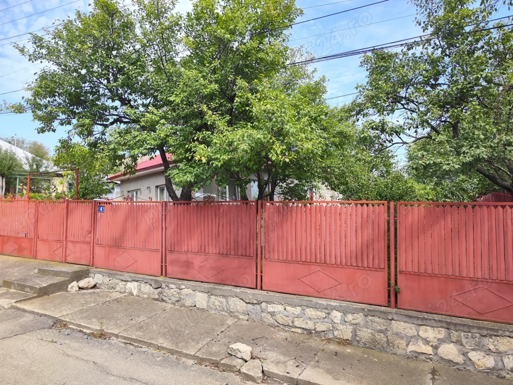  De vânzare   Casă în Satul Persunari, Comuna Gura Vadului, Județul Prahova