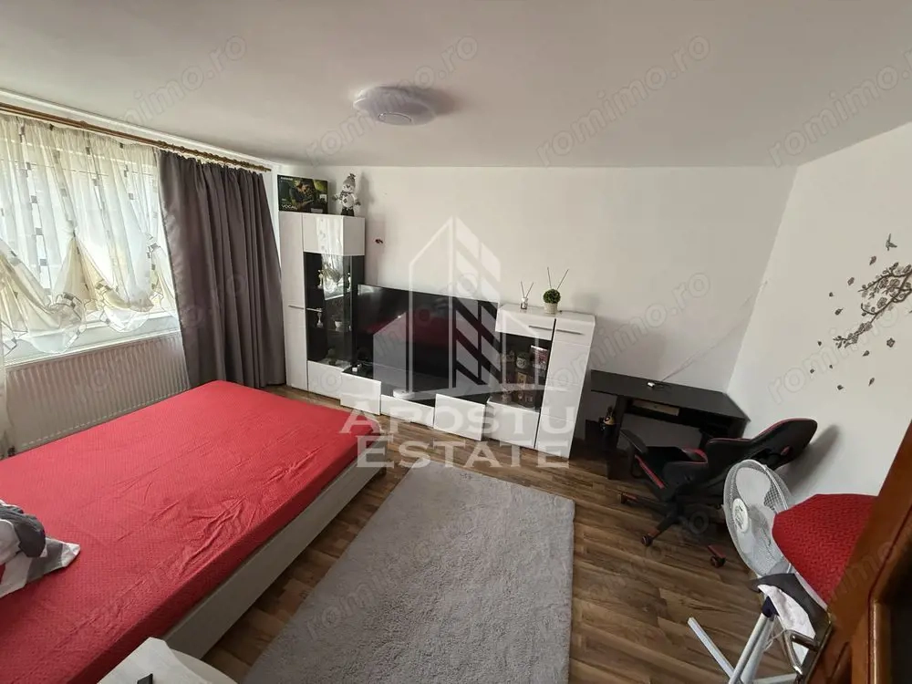 Apartament cu o camera, decomandat,mobilat si utilat,zona Buziasului