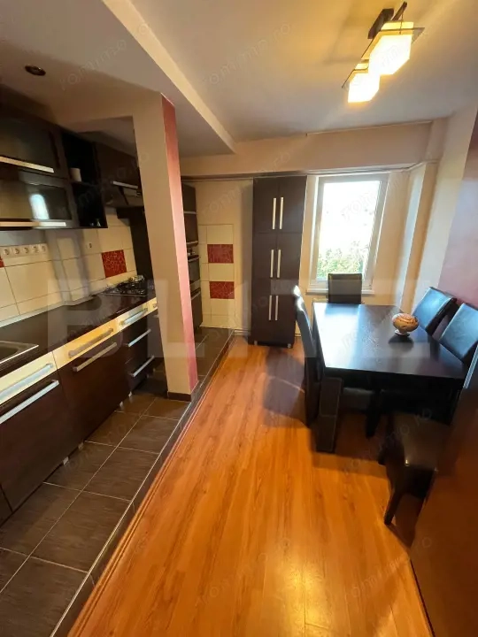 Apartament cu 3 camere, 67 mp, zona Bulevardul 1 Decembrie 1918  Apartament cu 3 camere, 67 mp, zona Bulevardul 1 Decembrie 1918