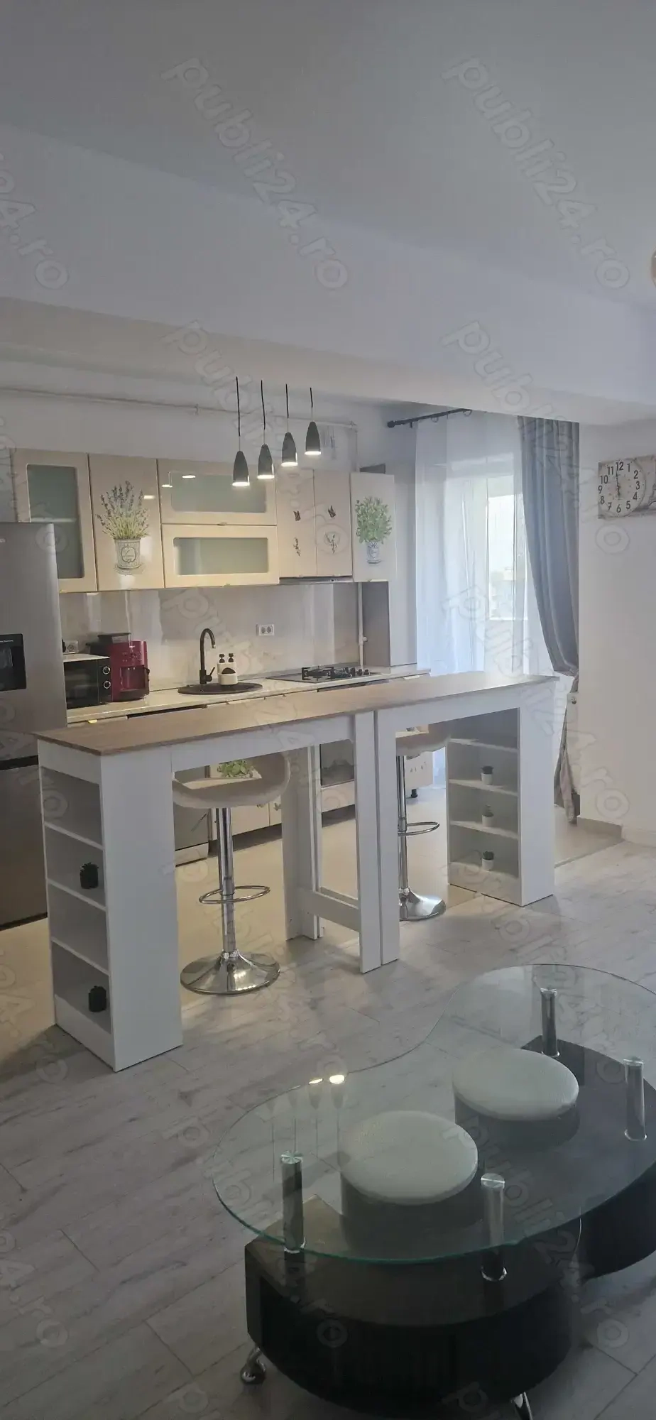 Inchiriez 2 camere central address zona parcul carol