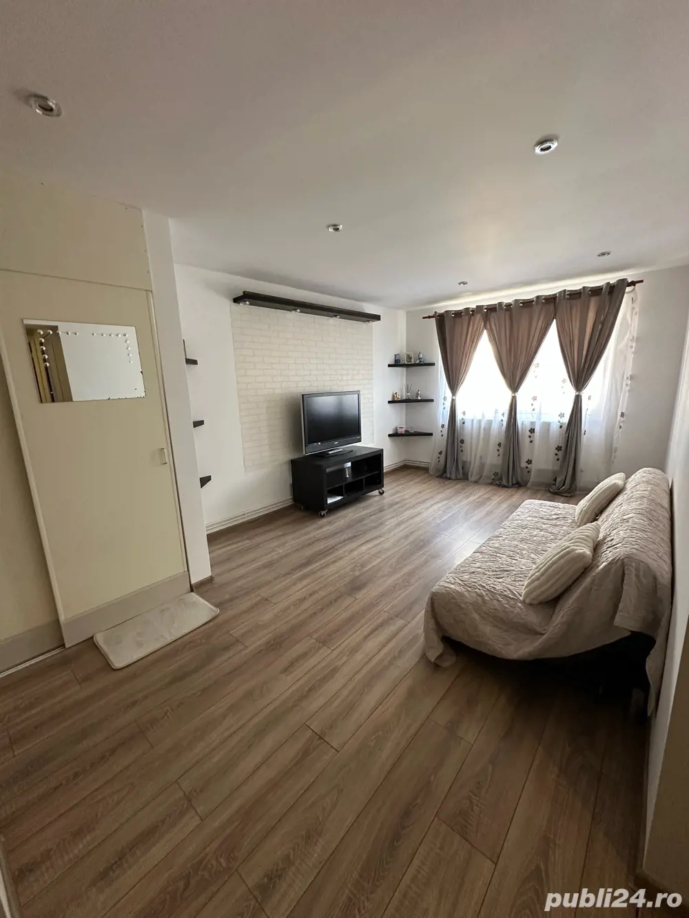 Apartament, 2 camera, Dragasani, Valcea 