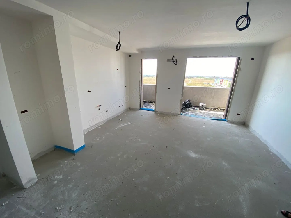 Nou. Decomandat. Etaj intermediar. Lift. Terasa mare. Spatios