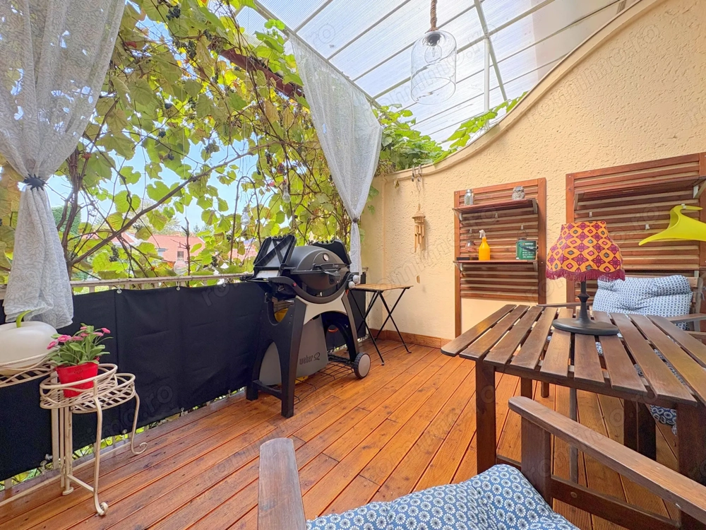 4 camere, spatios, etajul 1, langa Facultatea de Mecanica