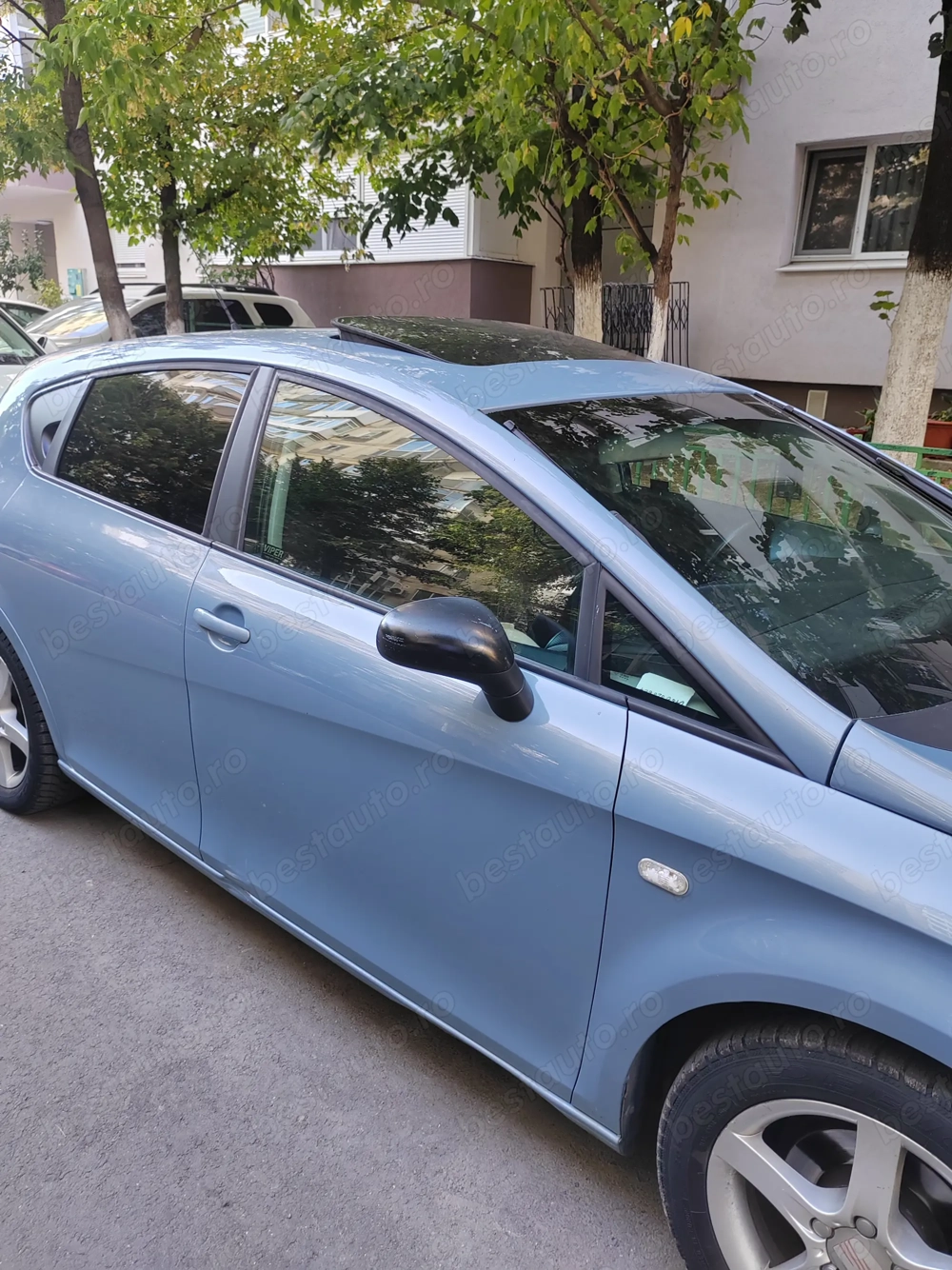 Vând Seat Leon 2007 1.6 cu GPL Vând Seat Leon 2007 1.6 cu GPL